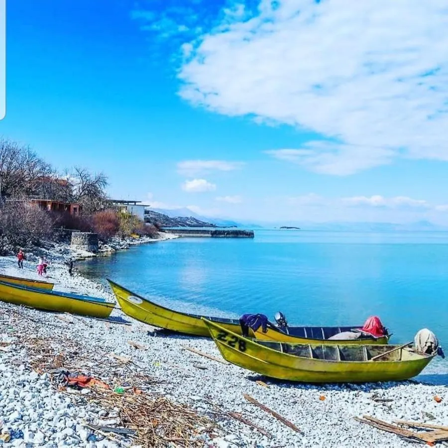Guest house Rooms Lake View Balani Restaurant Shkoder Albania