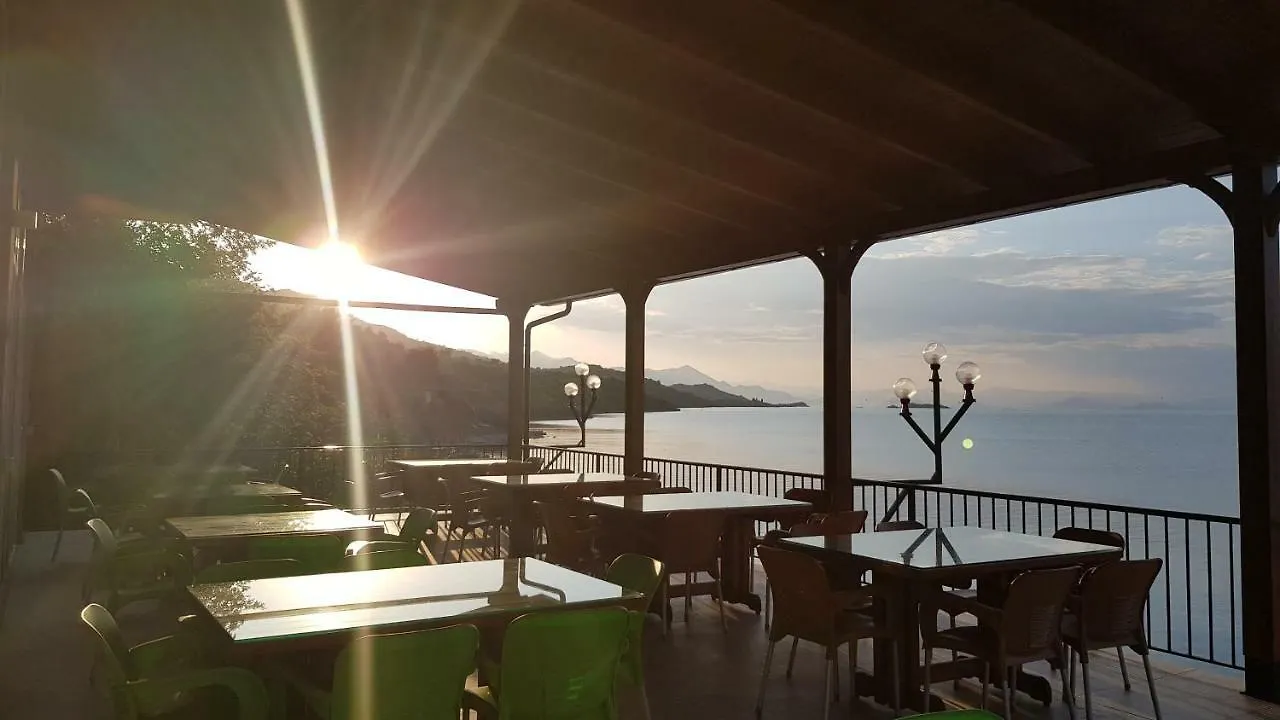 Rooms Lake View Balani Restaurant Shkoder Guest house
